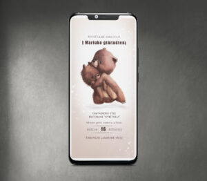 Kvietimas į gimtadienį dviem apsikabinusiais meškučiais